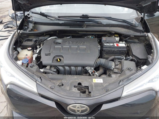 NMTKHMBX2JR013333 Toyota C-hr Xle Premium