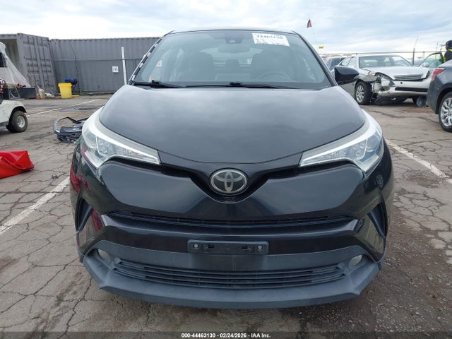 NMTKHMBX2JR013333 Toyota C-hr Xle Premium