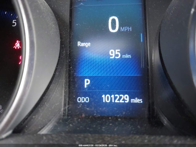NMTKHMBX2JR013333 Toyota C-hr Xle Premium