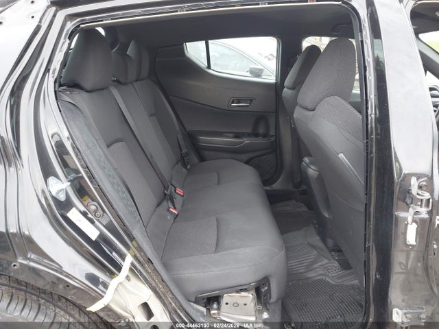NMTKHMBX2JR013333 Toyota C-hr Xle Premium