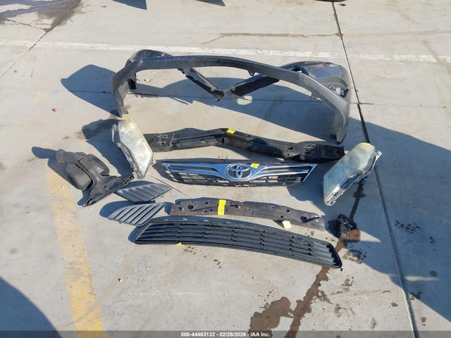 4T4BF1FKXER418251 Toyota CAMRY LE