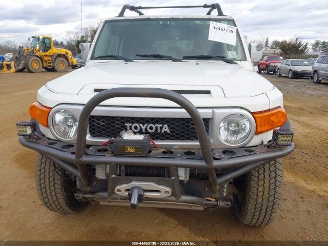 2014 TOYOTA FJ CRUISER JTEBU4BF3EK187229 Photo 5
