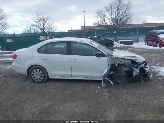 Продаж на аукціоні авто 2015 Volkswagen Jetta 2.0l S, vin: 3VW2K7AJ4FM323960, номер лоту: 44463143