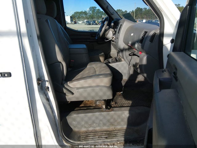 1N6BF0LY5HN809238 Nissan Nv Cargo Nv2500 Hd Sv V6