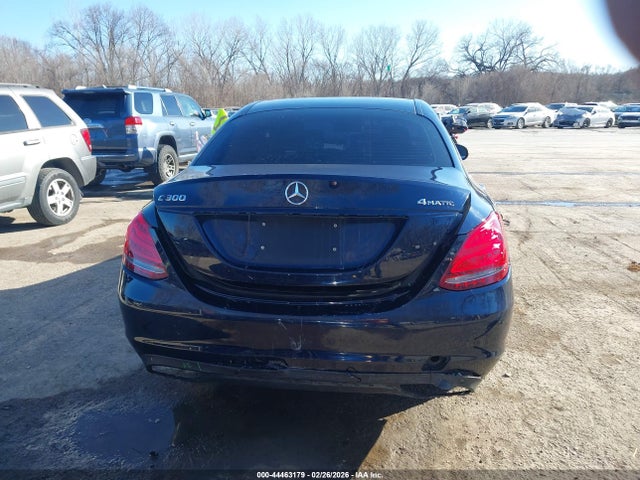 Продажа на аукционе авто 2015 Mercedes-benz C 300 Luxury 4matic, vin: 55SWF4KB8FU015031, номер лота: 44463179