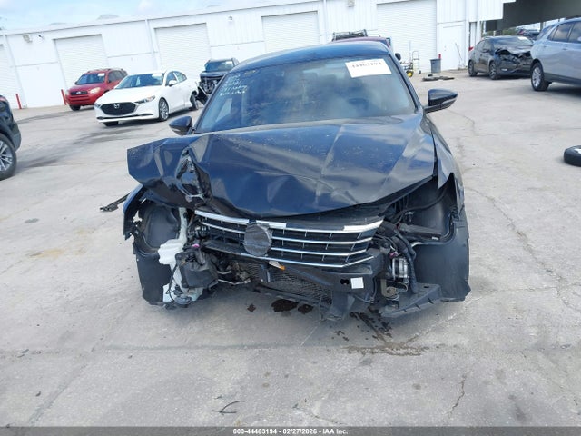 Продаж на аукціоні авто 2017 Volkswagen Passat 1.8t R-line, vin: 1VWDT7A3XHC064791, номер лоту: 44463194