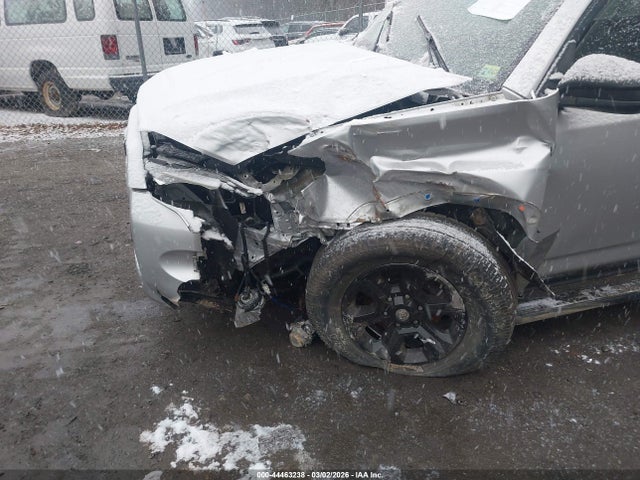 2019 TOYOTA 4RUNNER JTEBU5JR0K5626396 Photo 5