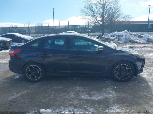 1FADP3F22EL102256 Ford FOCUS SE