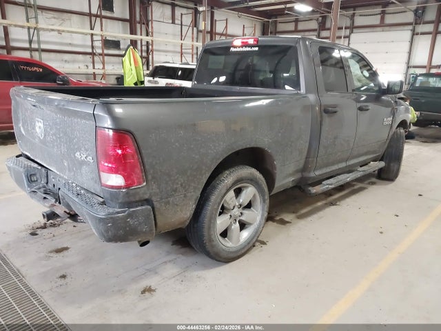 Продаж на аукціоні авто 2018 Ram 1500 Express  4x4 6'4 Box, vin: 1C6RR7FG3JS320615, номер лоту: 44463256