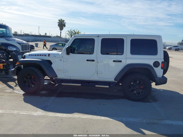 1C4HJXDG8MW542093 Jeep Wrangler Unlimited Islander 4x4