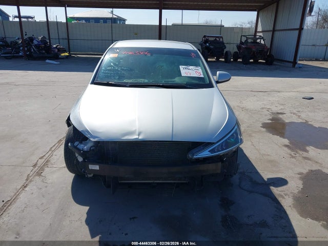 Auction sale of the 2020 Hyundai Elantra Se, vin: 5NPD74LF8LH511936, lot number: 44463306