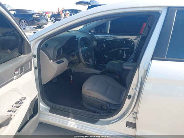 Auction sale of the 2020 Hyundai Elantra Se, vin: 5NPD74LF8LH511936, lot number: 44463306