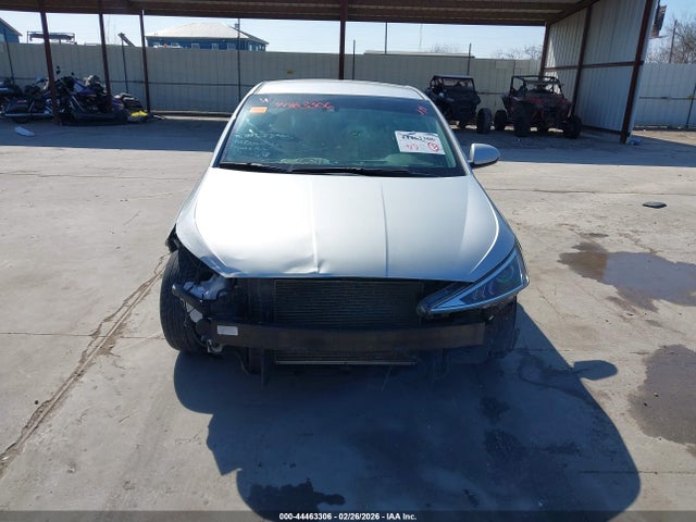 Auction sale of the 2020 Hyundai Elantra Se, vin: 5NPD74LF8LH511936, lot number: 44463306