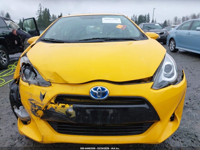Toyota Prius C Four 2015 JTDKDTB36F1108292 Image 12