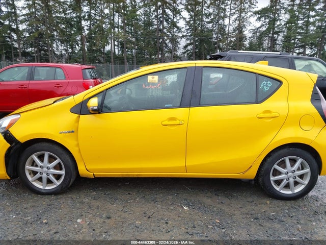 Toyota Prius C Four 2015 JTDKDTB36F1108292 Image 14