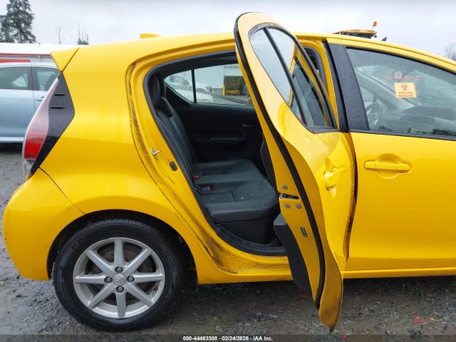 Toyota Prius C Four 2015 JTDKDTB36F1108292 Image 8