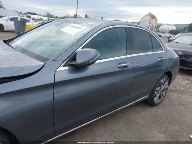 55SWF4JB8HU233863 Mercedes-Benz C 300