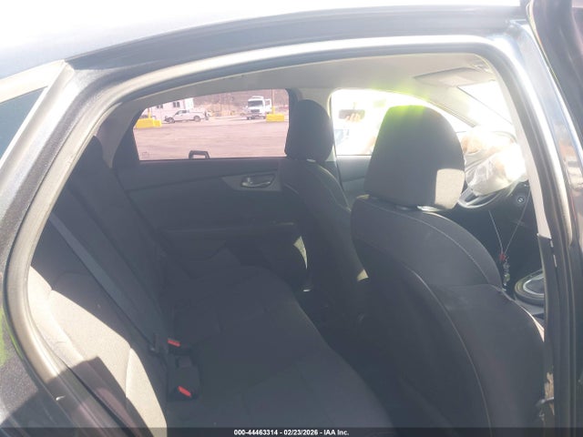 KIA Forte Lxs 2019 3KPF24AD9KE040102 Image 8