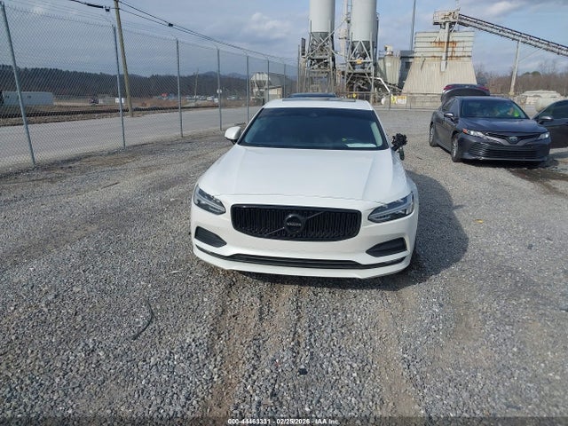 LVY982MK2JP006181 Volvo S90 T5 Momentum