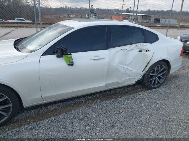 LVY982MK2JP006181 Volvo S90 T5 Momentum