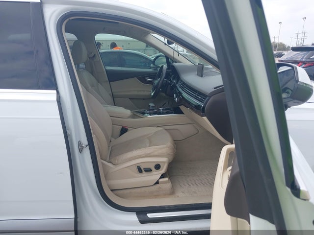 WA1LAAF75HD026032 Audi Q7 3.0t Premium