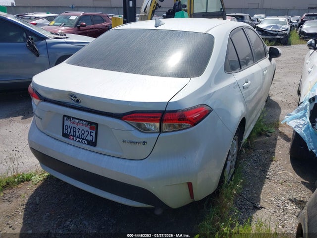 Toyota Corolla Hybrid Le 2021 JTDEAMDE5MJ035195 Image 4
