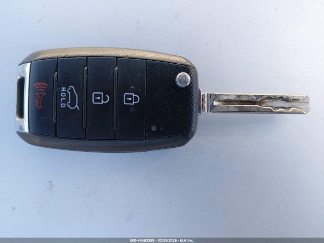 KIA SOUL + 2015 KNDJP3A52F7151577 Image 11