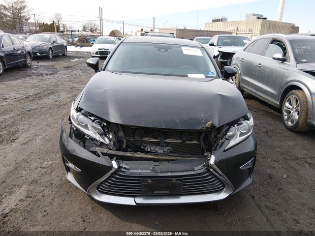2016 Lexus Es 300h მანქანა იყიდება აუქციონზე, vin: JTHBW1GG9G2115645, აუქციონის ნომერი: 44463379