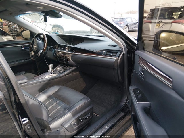 2016 Lexus Es 300h მანქანა იყიდება აუქციონზე, vin: JTHBW1GG9G2115645, აუქციონის ნომერი: 44463379