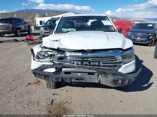 44463393 :رقم المزاد ، 1C6RRERT9NN261264 vin ، 2022 Ram 1500 Laramie  4x2 6'4 Box مزاد بيع