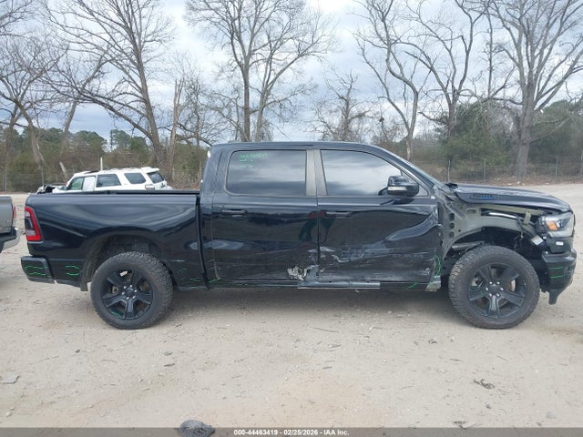 44463419 :رقم المزاد ، 1C6SRFFT0NN168399 vin ، 2022 Ram 1500 Big Horn  4x4 5'7 Box مزاد بيع