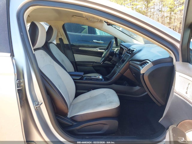 44463424 :رقم المزاد ، 3FA6P0HD3LR245463 vin ، 2020 Ford Fusion Se مزاد بيع