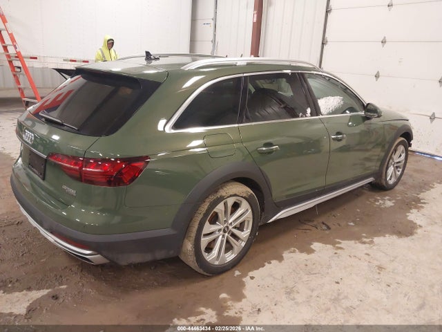 2023 AUDI A4 ALLROAD WA18ABF49PA018646 Photo 3