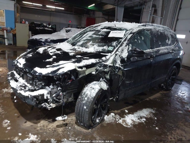 Aukcja sprzedaży 2024 Volkswagen Tiguan 2.0t Se R-line Black, vin: 3VV8B7AX7RM032571, numer aukcji: 44463467