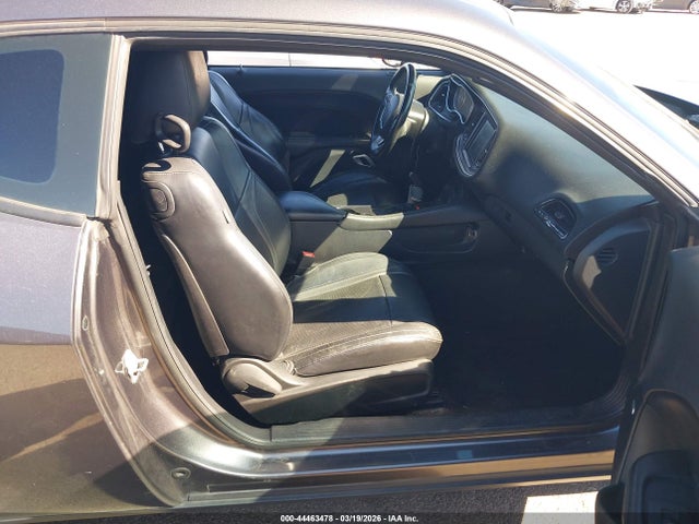 Продажа на аукционе авто 2015 Dodge Challenger Sxt Plus, vin: 2C3CDZBG8FH761299, номер лота: 44463478