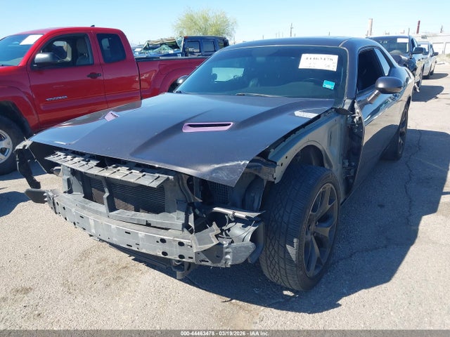 Продажа на аукционе авто 2015 Dodge Challenger Sxt Plus, vin: 2C3CDZBG8FH761299, номер лота: 44463478