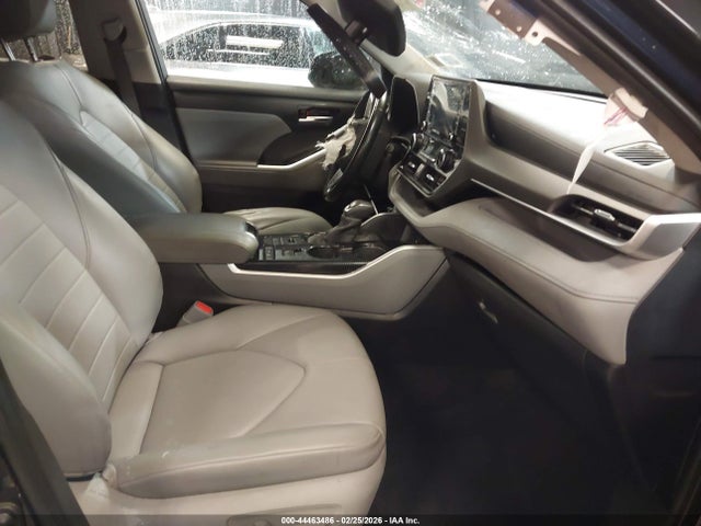 2020 TOYOTA HIGHLANDER 5TDHZRBH6LS023901 Photo 4