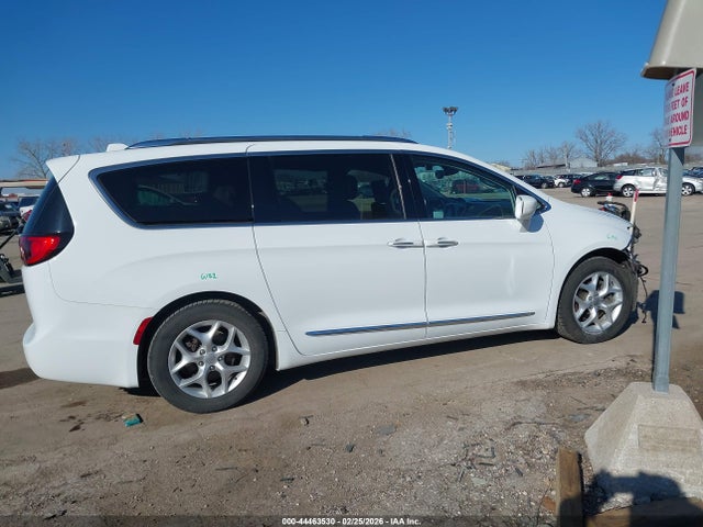 44463530 :رقم المزاد ، 2C4RC1EG9JR156751 vin ، 2018 Chrysler Pacifica Touring-l Plus مزاد بيع