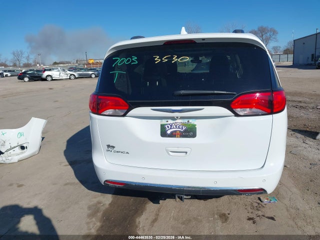 44463530 :رقم المزاد ، 2C4RC1EG9JR156751 vin ، 2018 Chrysler Pacifica Touring-l Plus مزاد بيع