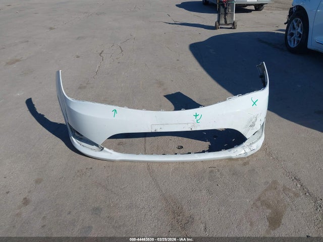 44463530 :رقم المزاد ، 2C4RC1EG9JR156751 vin ، 2018 Chrysler Pacifica Touring-l Plus مزاد بيع