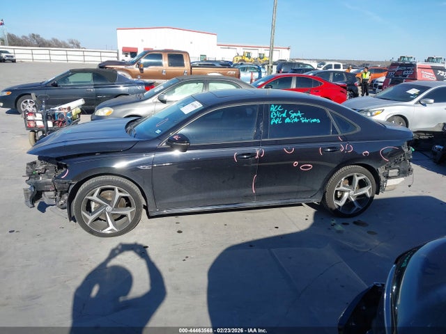 44463568 :رقم المزاد ، 1VWMA7A37LC022299 vin ، 2020 Volkswagen Passat 2.0t R-line مزاد بيع