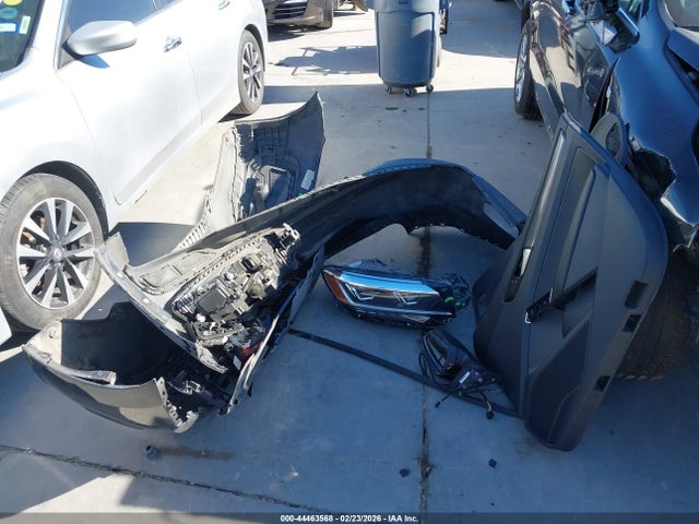 44463568 :رقم المزاد ، 1VWMA7A37LC022299 vin ، 2020 Volkswagen Passat 2.0t R-line مزاد بيع