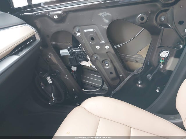44463578 :رقم المزاد ، 1GYFZCR49RF222497 vin ، 2024 Cadillac Xt4 Fwd Premium Luxury مزاد بيع