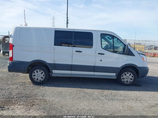 1FTYR1ZM3GKA22626 Ford Transit-250