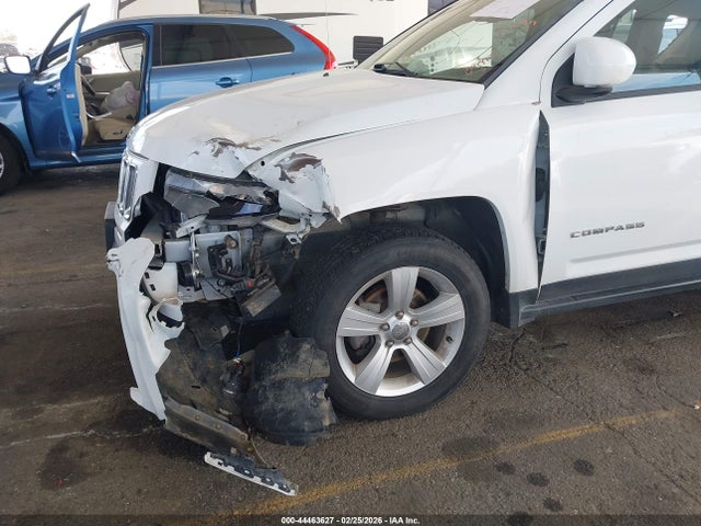 Jeep Compass Latitude 2016 1C4NJDEB2GD626785 Image 6