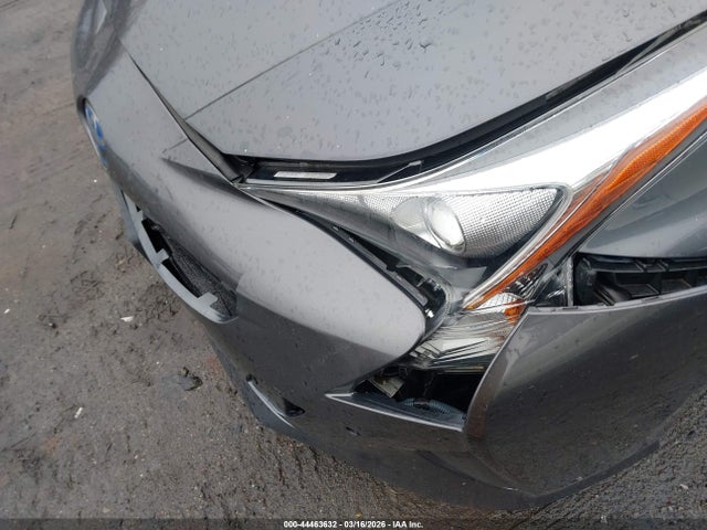 Продажа на аукционе авто 2017 Toyota Prius Two, vin: JTDKBRFU7H3046422, номер лота: 44463632