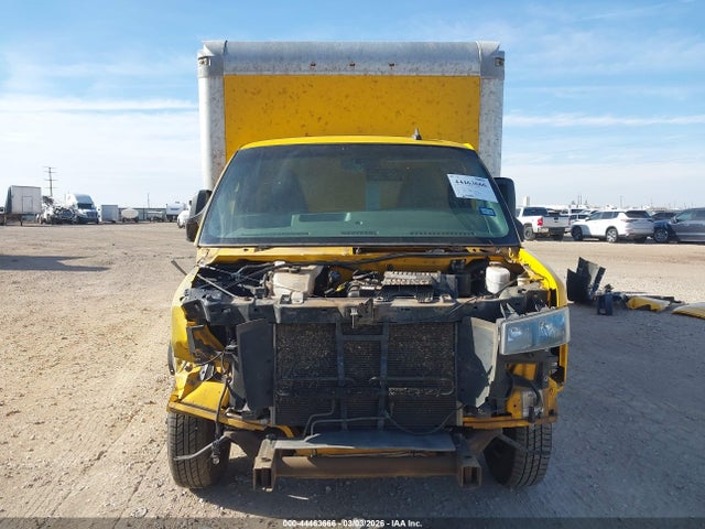 44463666 :رقم المزاد ، 7GZ37TCG0JN901296 vin ، 2018 Gmc Savana Cutaway Work Van مزاد بيع