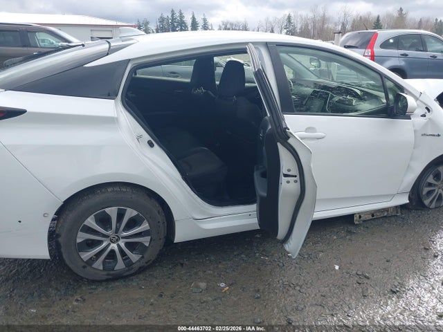 JTDL9MFUXM3023245 Toyota Prius Le Awd-e