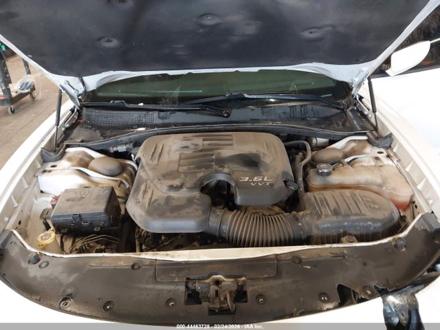 2C3CDXHG3GH127489 Dodge Charger Sxt