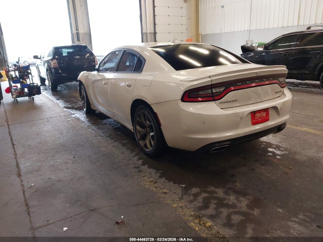 2C3CDXHG3GH127489 Dodge Charger Sxt